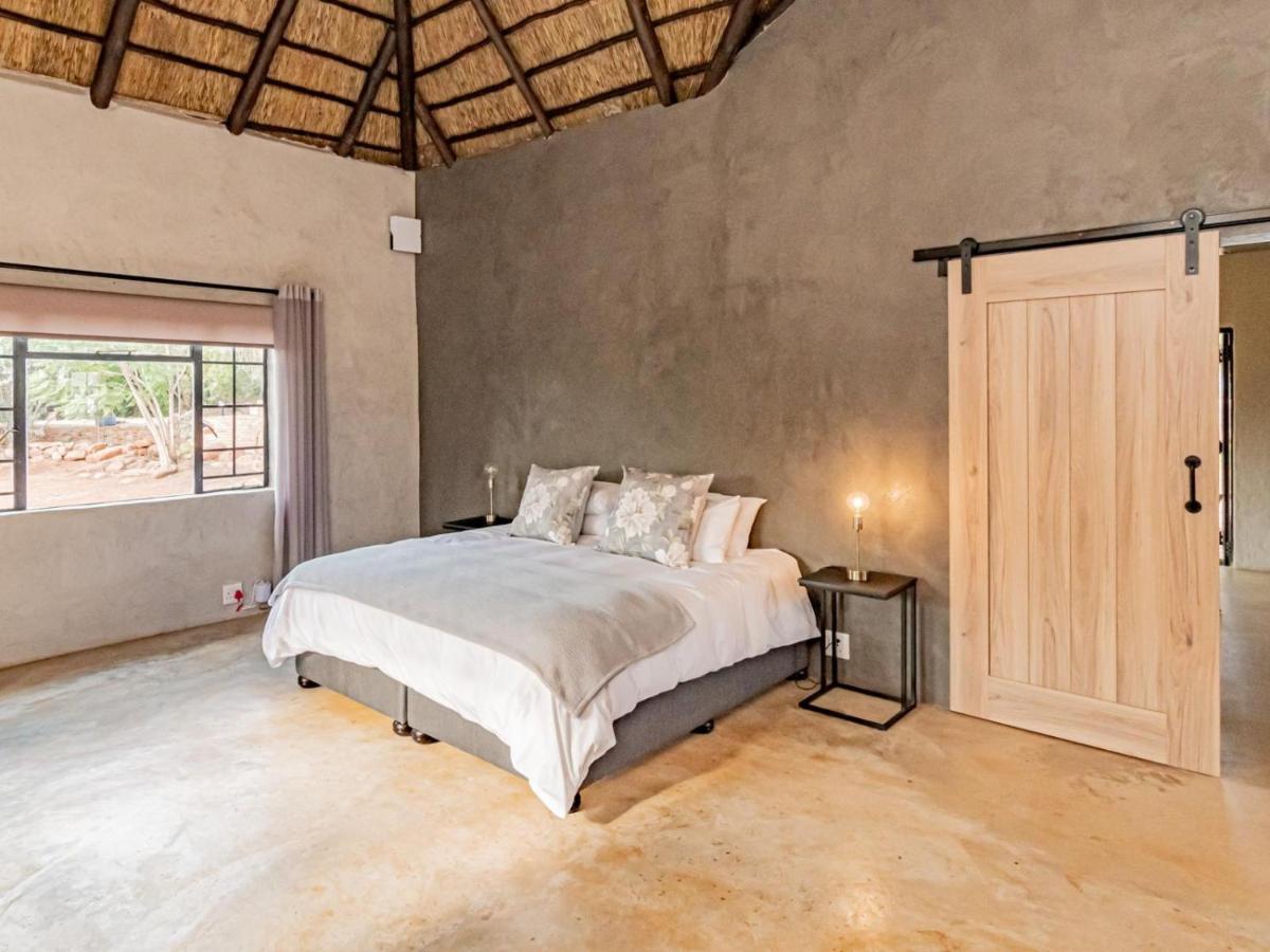 Featherwood Farm & Nyala Lodge Rayton Kamer foto